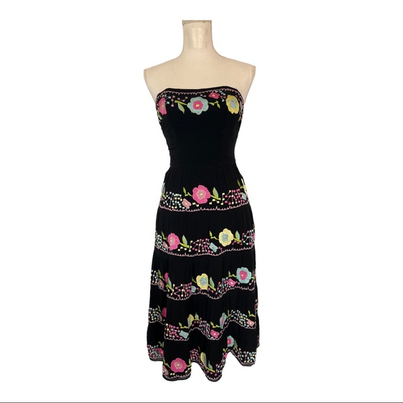 Nanette Lepore Dresses & Skirts - Nanette lepore Women's Black Strapless Dress Embroidered Size 4